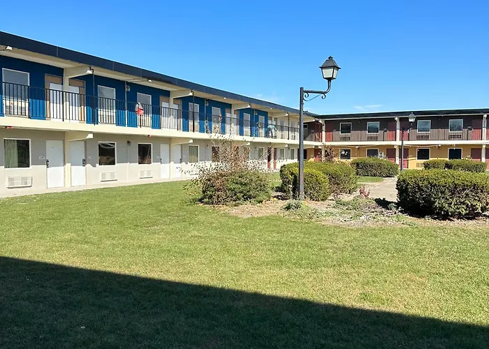 Hotel Americas Value Danville